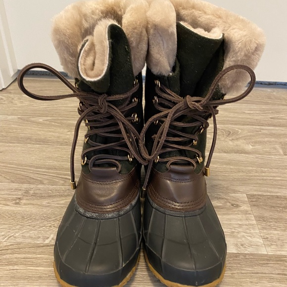 Tory Burch Winter Boots - Picture 1 of 7